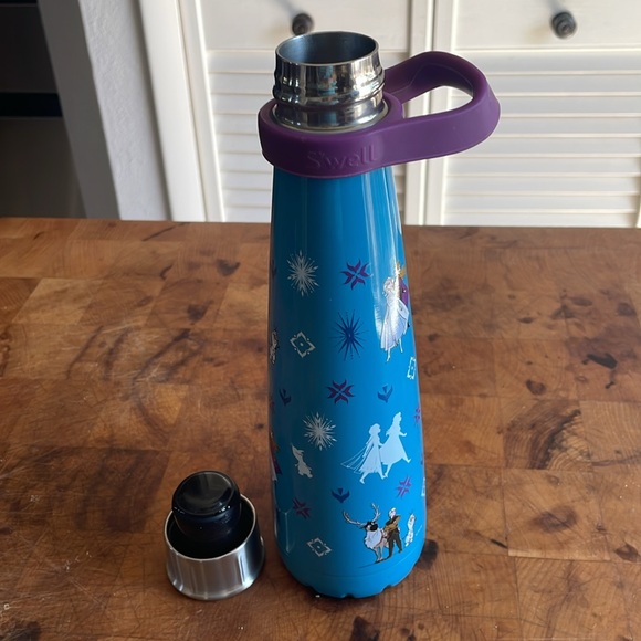 Sip Swell Frozen 2 Water Bottle (15oz) - Picture 3 of 5